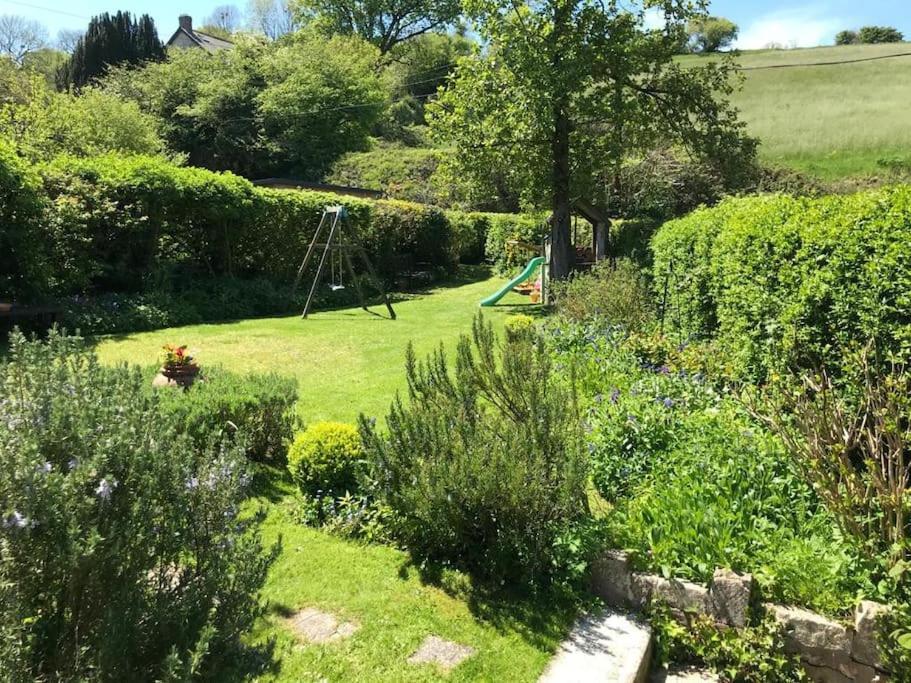 Cedra Cottage - Vintage Country Hideaway Axminster Extérieur photo