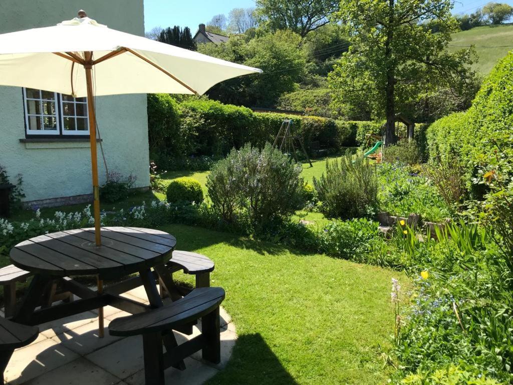 Cedra Cottage - Vintage Country Hideaway Axminster Extérieur photo